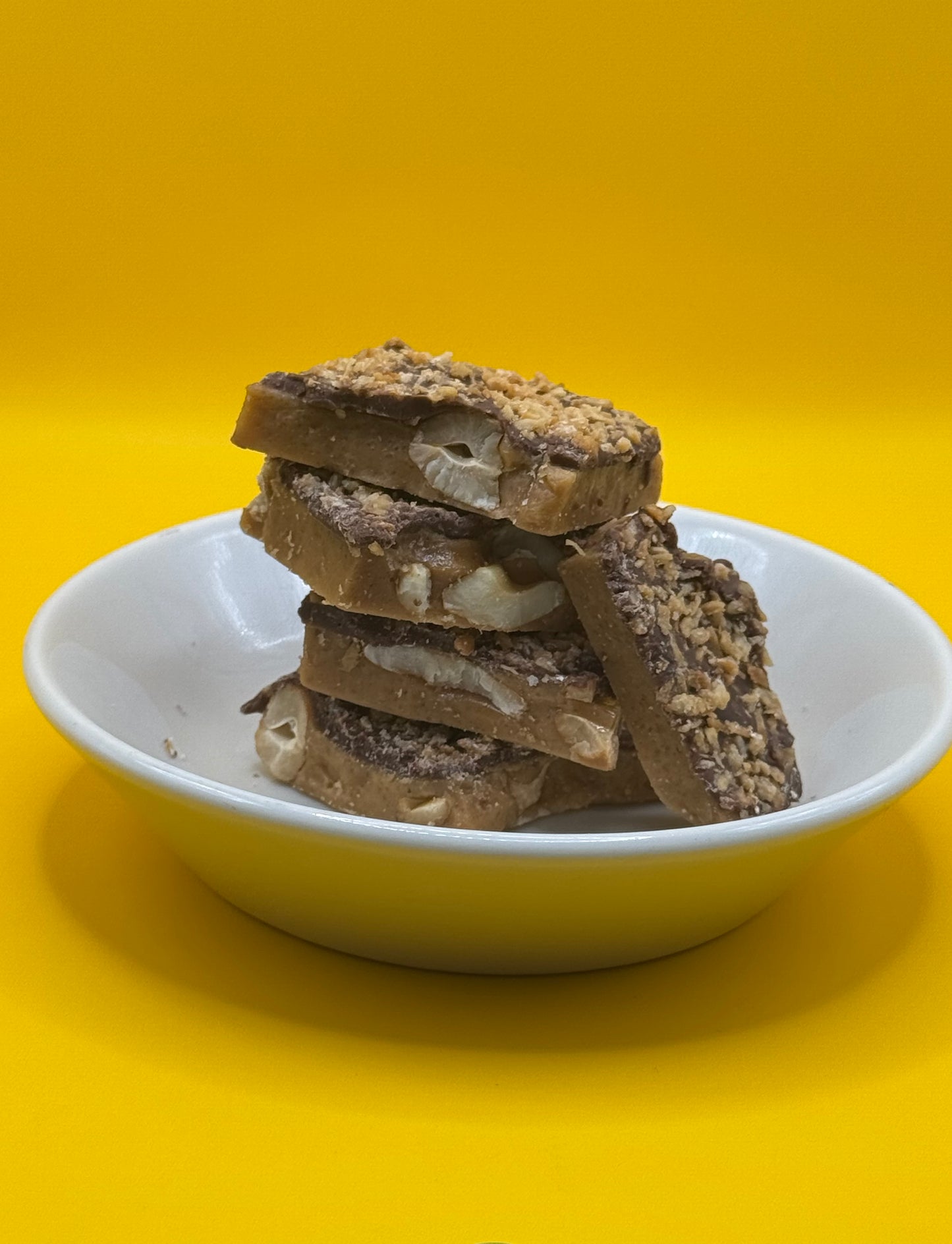 CASHEW TOFFEE